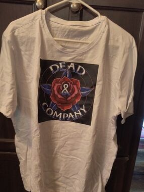 New Unisex White Graphic Tee Dead & Company with Rose Logo L